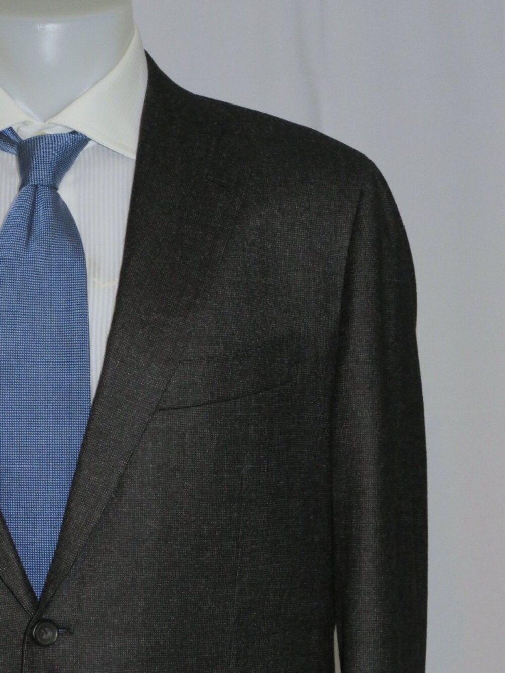 Kiton Charcoal Nailshead Cashmere Blend Flat Front Two Button Suit 44R